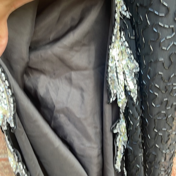 Lillie Rubin vintage silk sequence phot does not do justice on this dress. - Picture 13 of 13